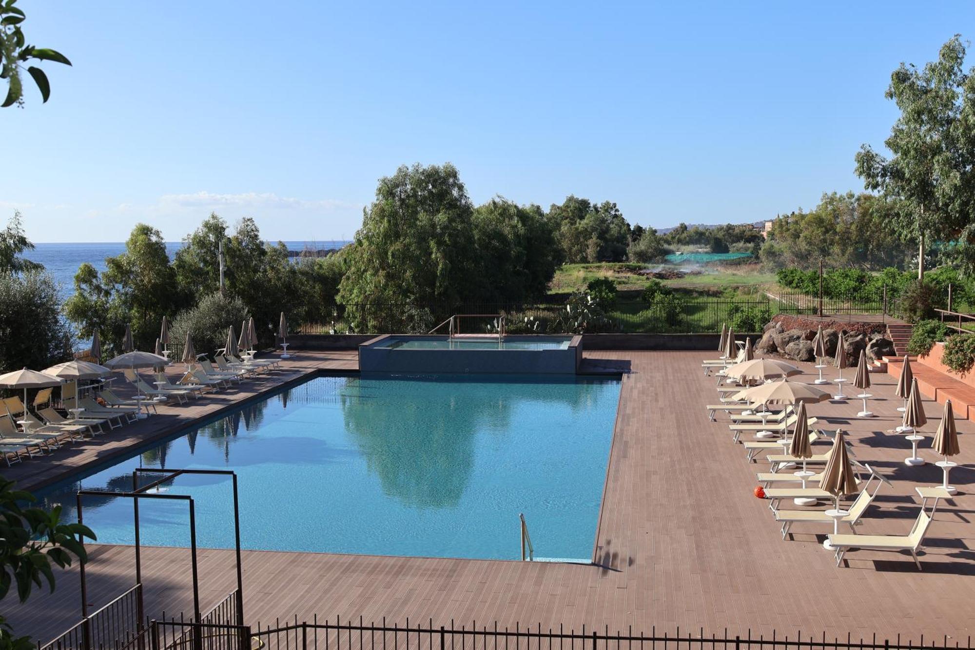 Il Pampaleone Glamping And Resort Acireale Exterior foto